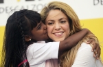 Shakira-school-inauguration-colombia-650-430